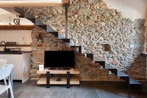 Interior - Chez Margot et Sophie – Charm, Stonework and Alpine Views (Torgnon)