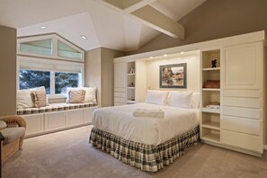 5 habitaciones, tabla de planchar con plancha, internet y ropa de cama 