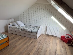 2 bedrooms, WiFi, bed sheets - Maison de pêcheur vue mer, magnifique en toutes saisons ! (Clohars-Carnoët)