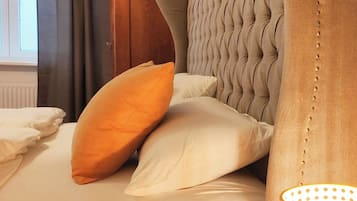 2 bedrooms, iron/ironing board, travel crib, free WiFi