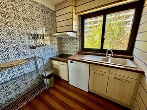 冰箱、烤箱、洗碗机、茶具/咖啡用具