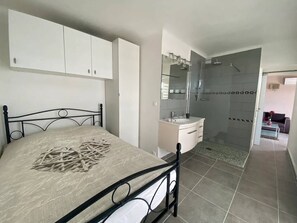 1 chambre, accès au Wi-Fi (inclus)