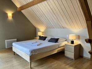 6 bedrooms, free WiFi
