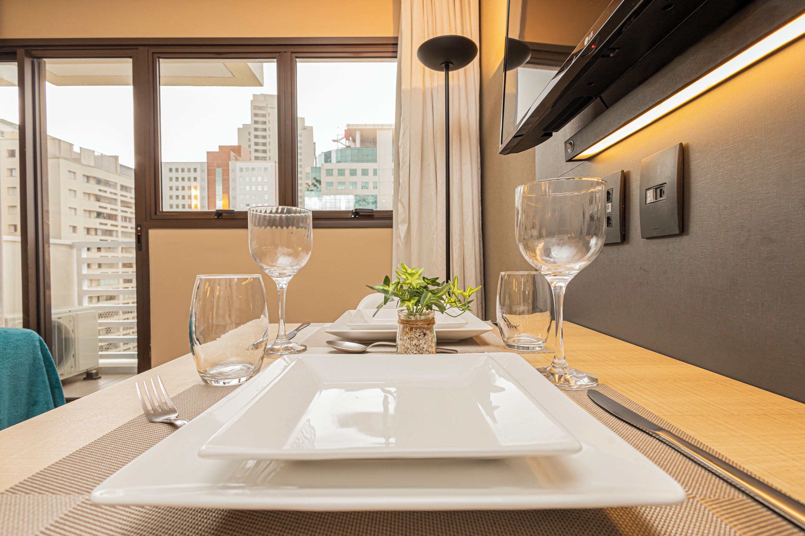 Basic Studio, City View | Laptop workspace, free WiFi