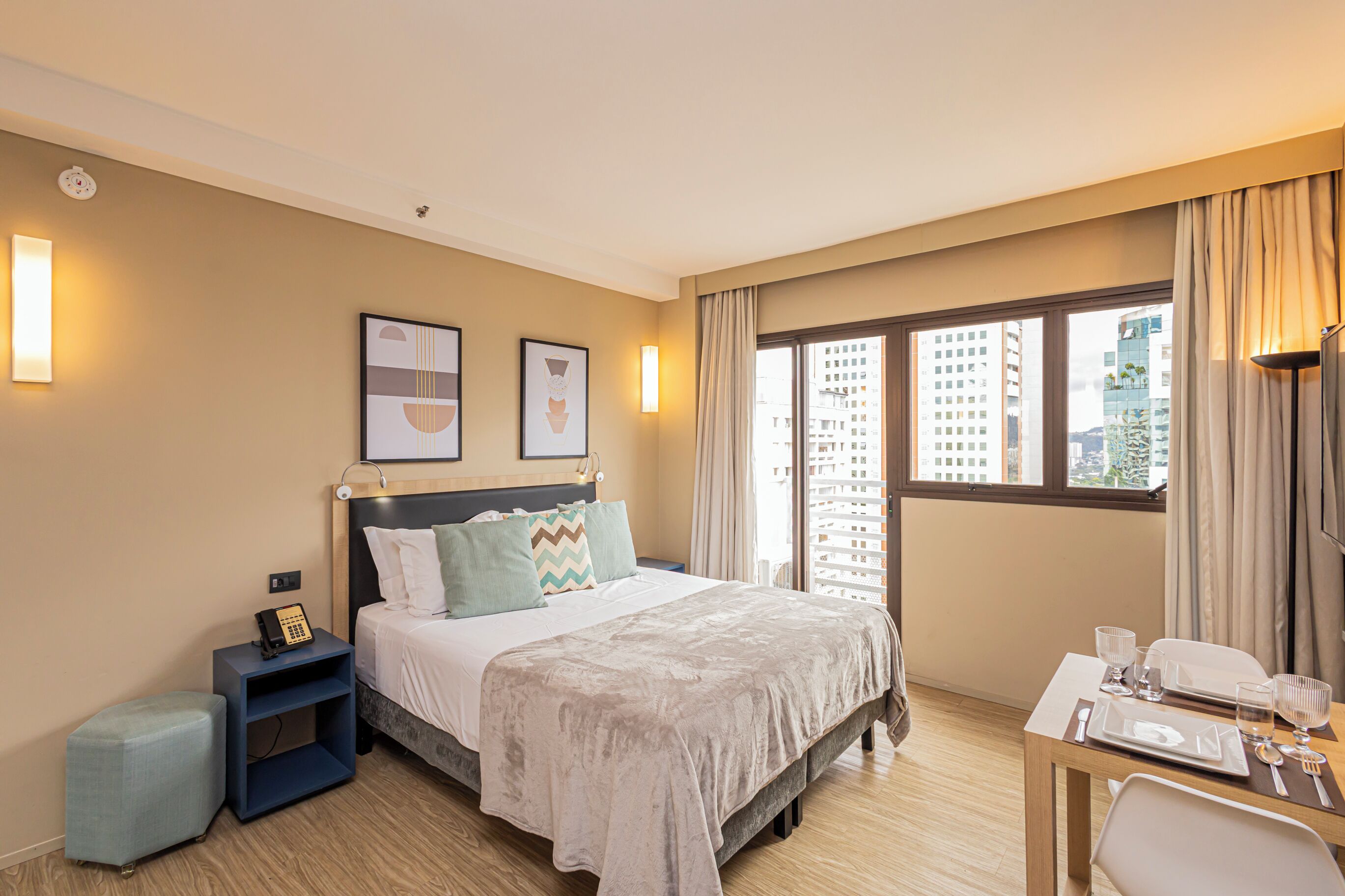 Basic Studio, City View | Laptop workspace, free WiFi