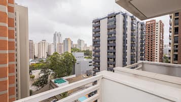 Standard Studio, City View | Balcony