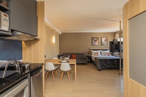 Premium Studio, City View | Laptop workspace, free WiFi