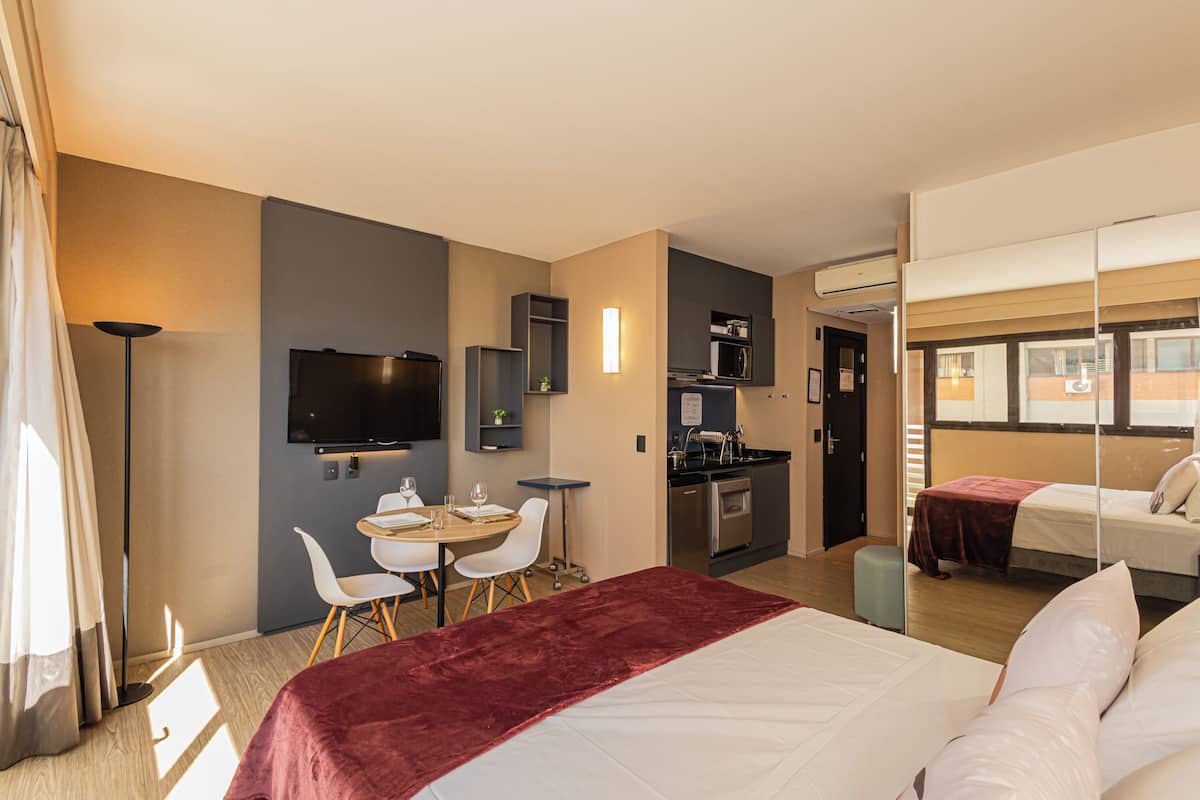Premium Studio, City View | Laptop workspace, free WiFi