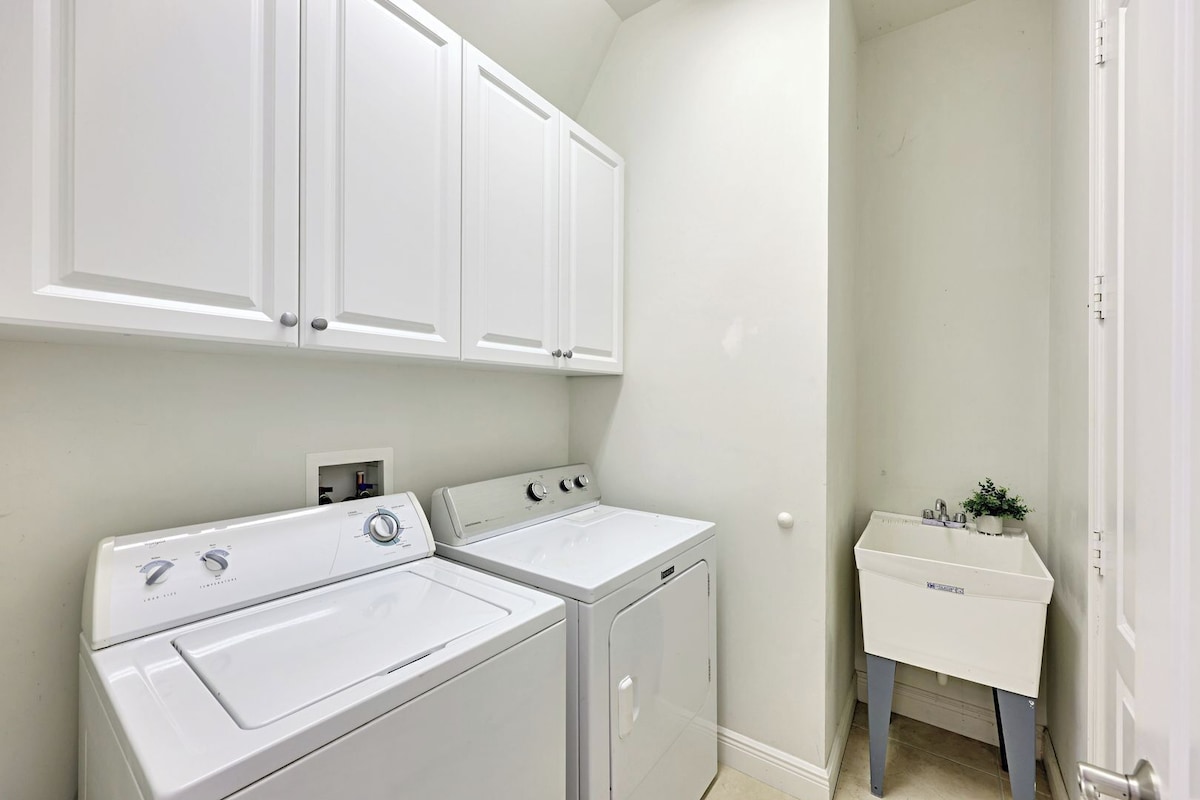 Photo 27 of Relax at Dolphin Dreams | Private Pool, 3BR/2BA Naples Park Retreat