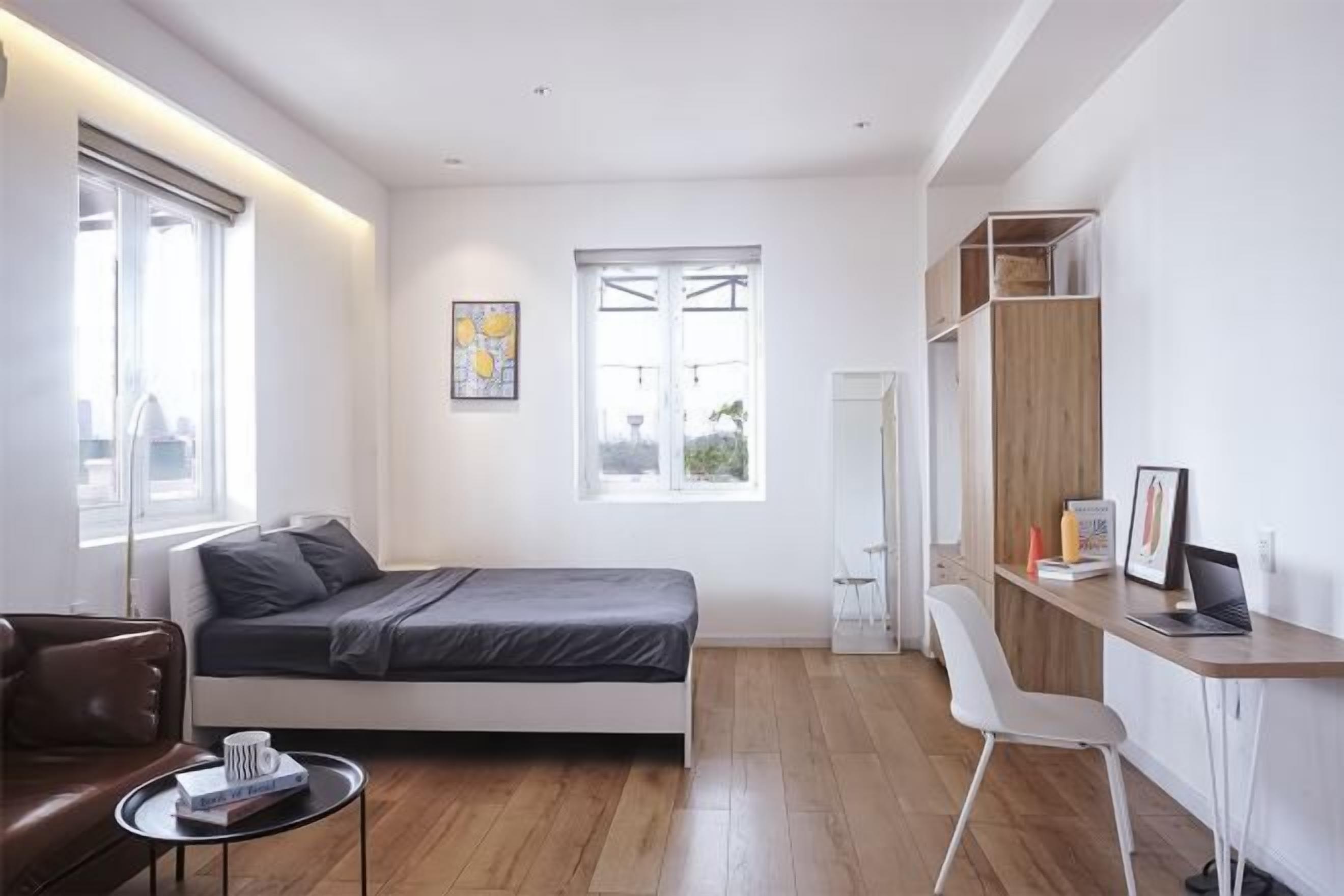 Blackout drapes, iron/ironing board, free WiFi