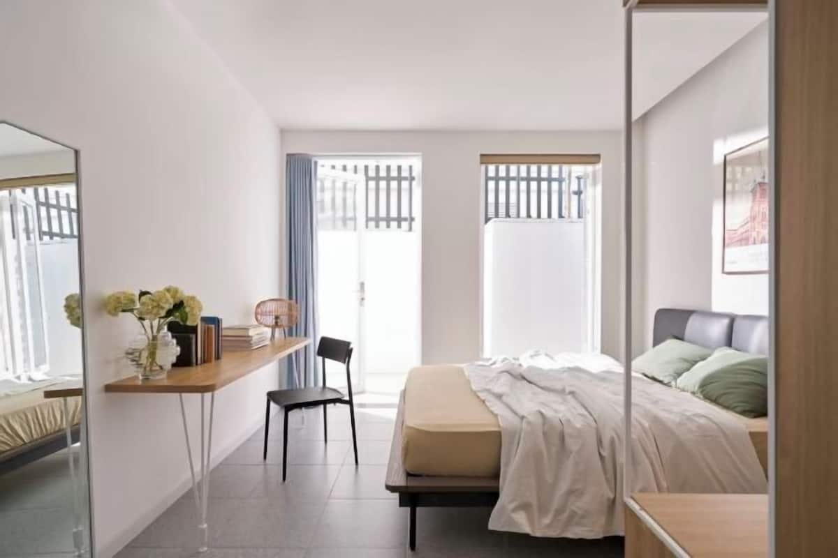 Blackout drapes, iron/ironing board, free WiFi