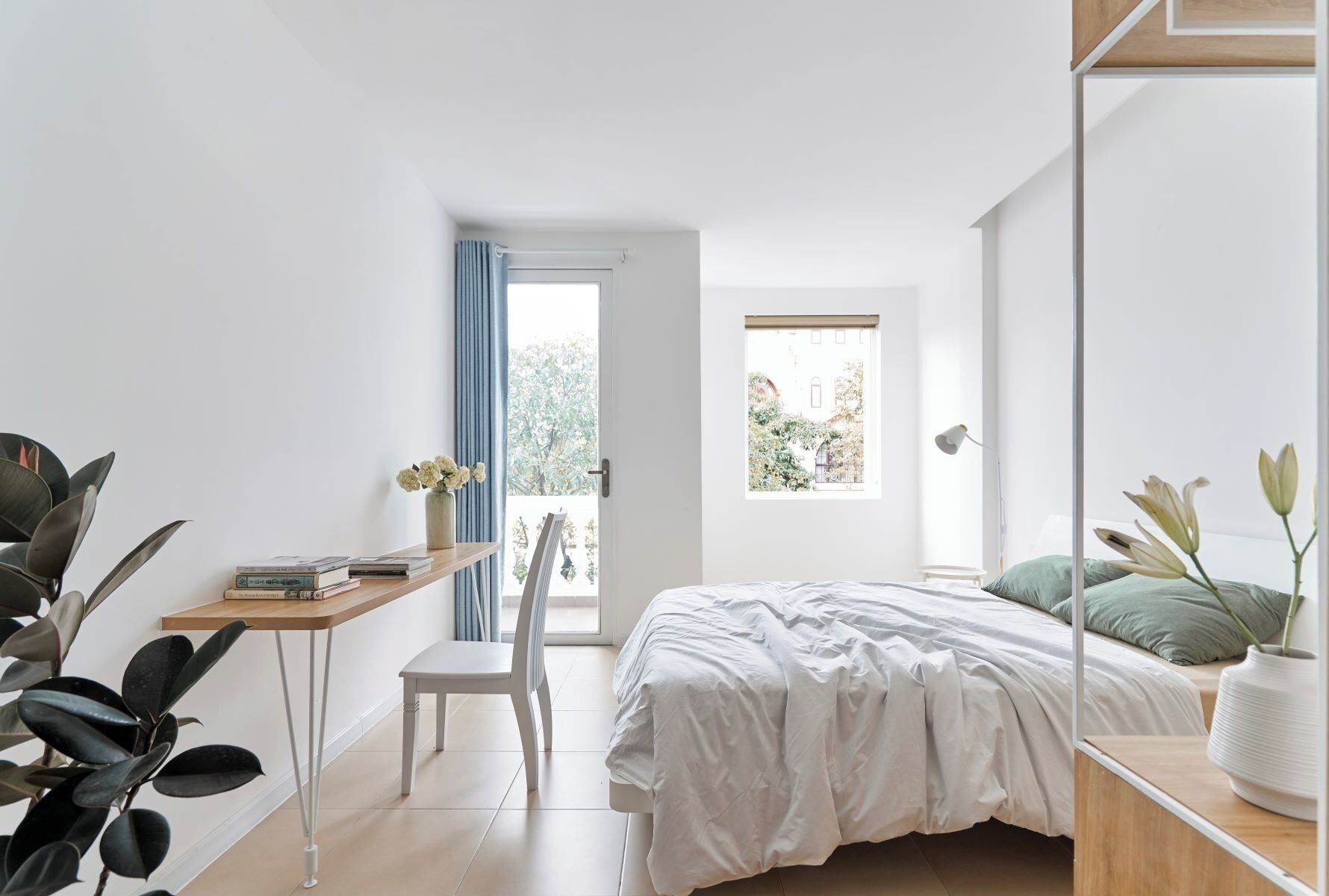 Deluxe Room | Blackout drapes, iron/ironing board, free WiFi