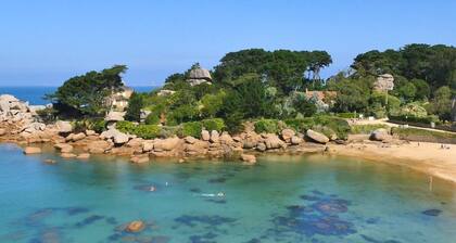 Prestigious stay in Lannion: between city and beac