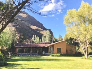 Villa | 4 bedrooms, Internet - w Peaceful 4BR Villa With Nature View (Pisac)