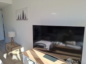 Apartment | 3 bedrooms, Internet