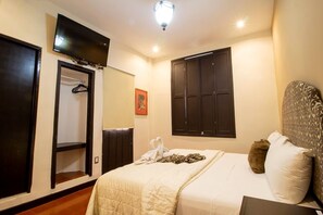 1 bedroom, free WiFi, bed sheets