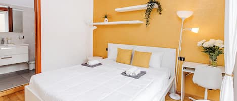 1 chambre, fer et planche Ă repasser, accĂšs Ă Internet, literie fournie