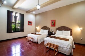 4 bedrooms, free WiFi, bed sheets