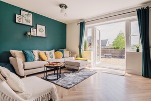 บริเวณนั่งเล่น