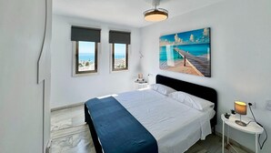 1 bedroom, iron/ironing board, individually furnished, bed sheets - Apartment in Roquetas Near the Beach (Roquetas de Mar)