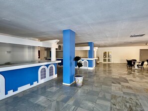 Apartment | Reception