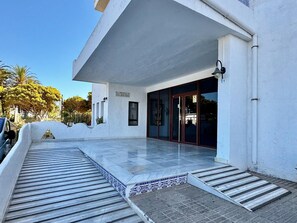 Apartment | Exterior - Apartment in Roquetas Near the Beach (Roquetas de Mar)