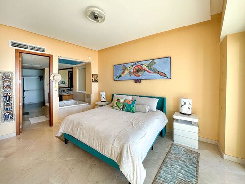 Waves Relaxation Oceanfront 2BR Family Condo