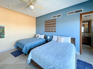 House | 2 bedrooms - Waves Relaxation Oceanfront 2BR Family Condo (Puerto Peñasco)