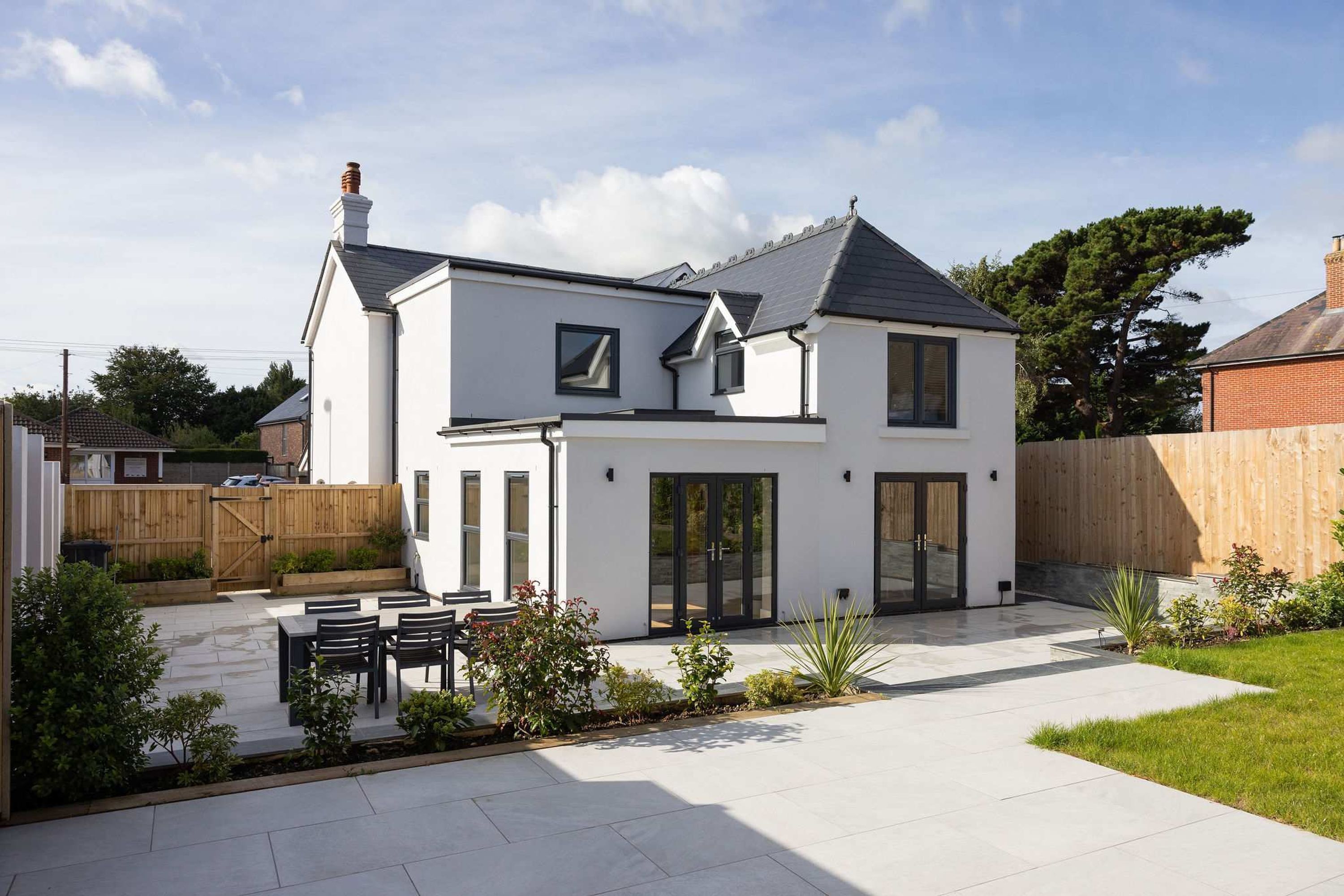 House | 5 bedrooms, Internet