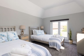 House | 5 bedrooms, Internet