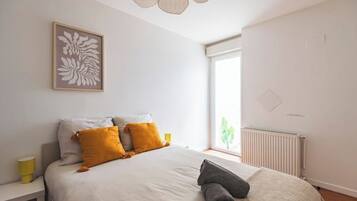 Fer et planche à repasser, Wi-Fi, draps fournis