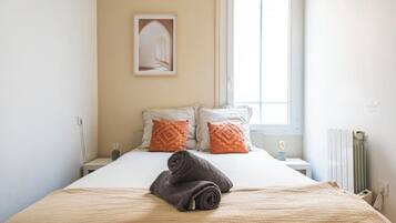 4 Schlafzimmer, Bügeleisen/Bügelbrett, WLAN, Bettwäsche