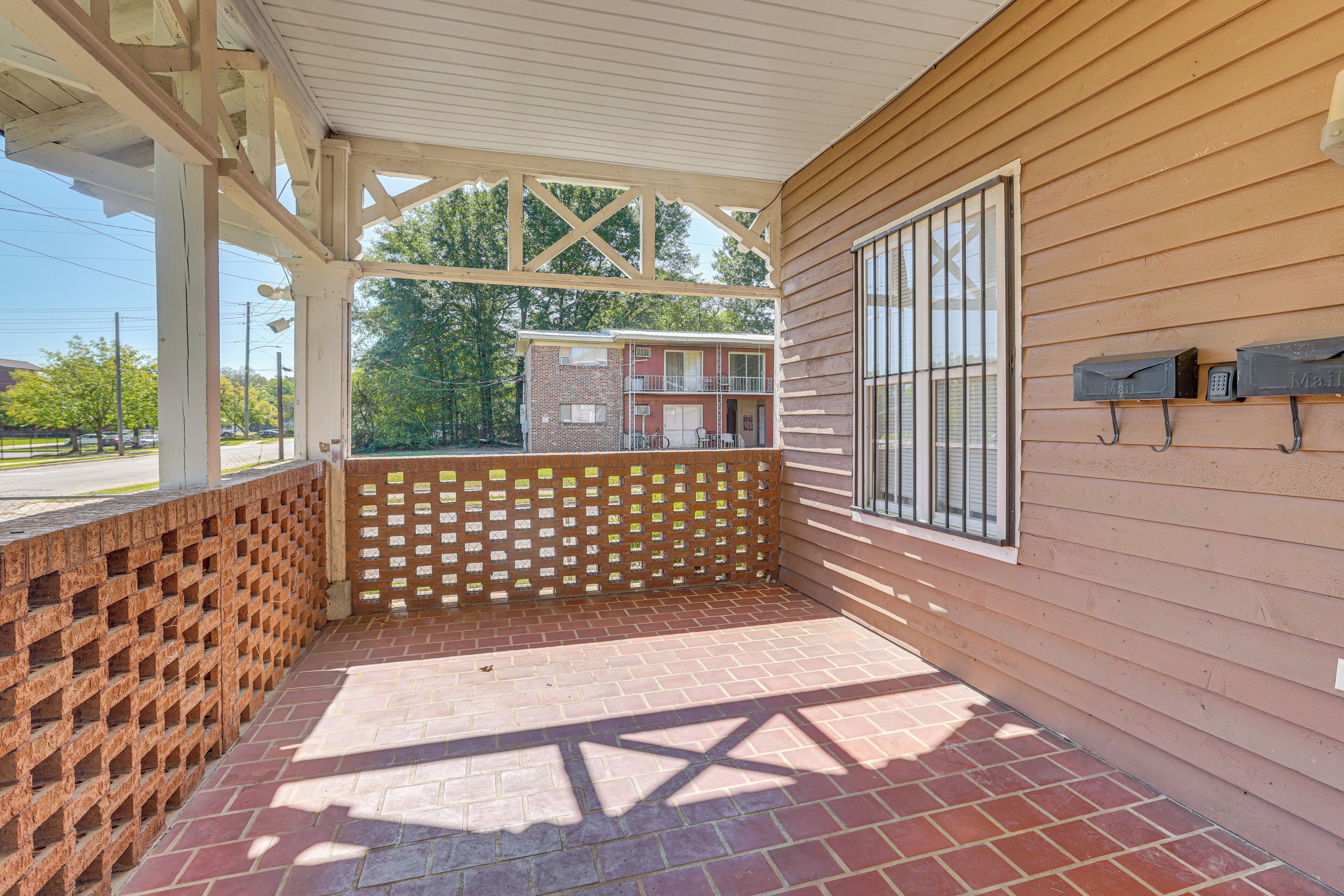 Apartment (1 Bedroom) | Interior