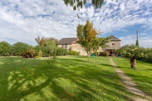 Property grounds - Charming Cottage at Lydie’s in the Heart of Béarn des Gaves (Dognen)