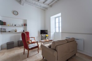 Living area - Charming Cottage at Lydie's in the Heart of Béarn des Gaves (Dognen)