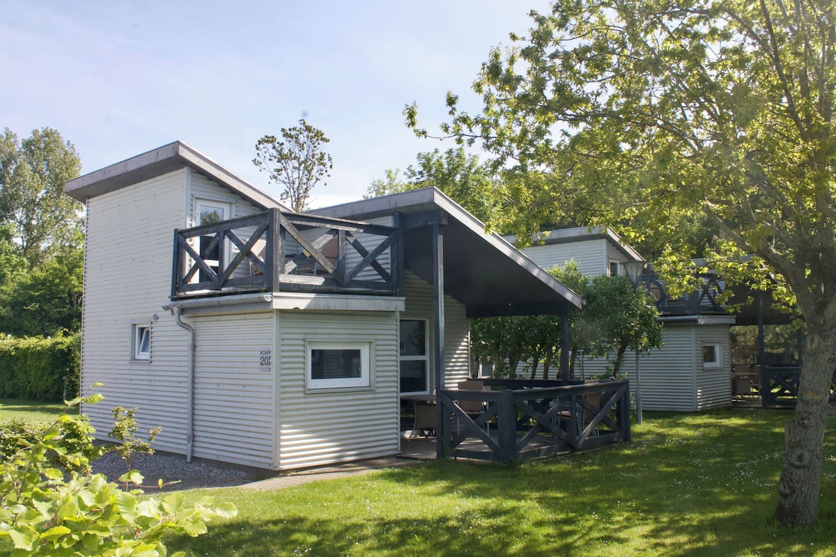 Family Cottage | WiFi, bed sheets