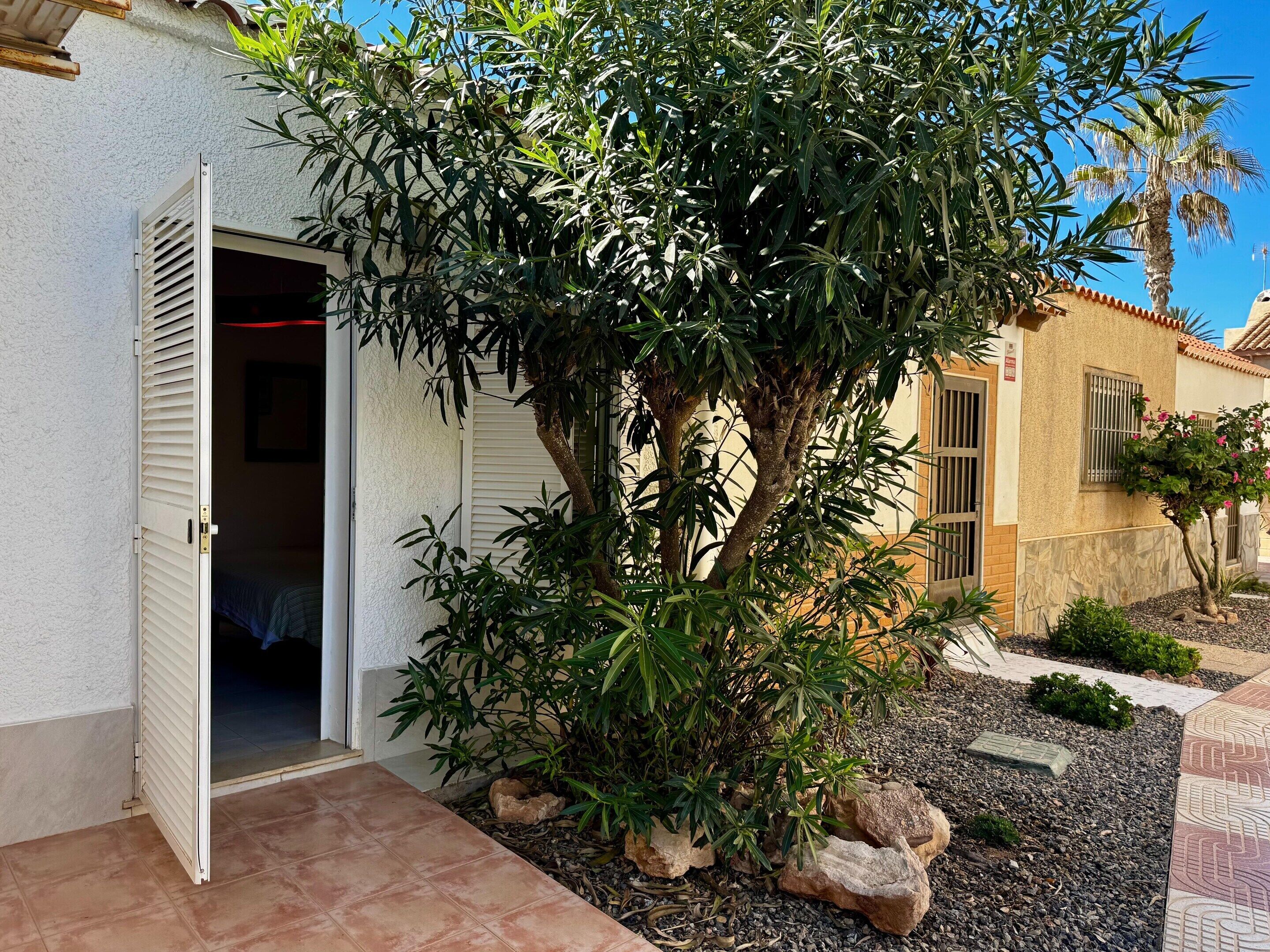 Bungalow | Garden