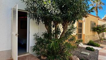 Bungalow | Garden