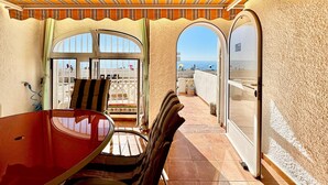 Bungalow | View from property - Belvilla by Oyo Luxury Tropicana Club (Roquetas de Mar)