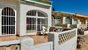 Bungalow | Exterior - Belvilla by Oyo Luxury Tropicana Club (Roquetas de Mar)