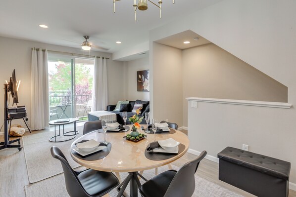 Apartment (2 Bedrooms) | Interior - Home Base w/ Easy 1-80 Access: 4 Mi to Dtwn Reno! (Reno)