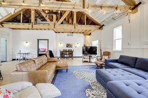 منزل (4 Bedrooms) | المنشأة من الداخل