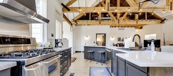 'the Townhall' Northwoods Retreat w/ Large Patio!