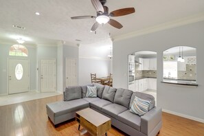 Talo (4 Bedrooms) | Sisätilat