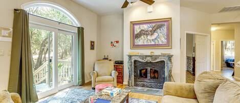 House (3 Bedrooms) | Front of property