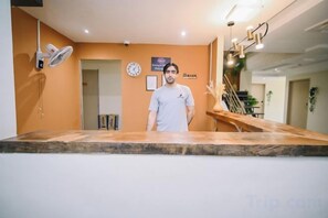 Ảnh chưa phân loại, 5 trong số 6 ảnh, nút