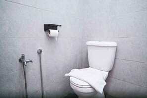 Room - Swing & Pillows @ Putrajaya Selangor (Putrajaya)