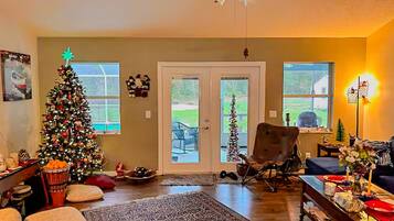 Apartment, 2 Schlafzimmer, Gartenblick | Wohnbereich