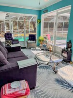 Room, 1 Bedroom, Pool View | Living area