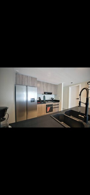 Apartemen, 1 kamar tidur, Boleh Merokok, balkon | Interior